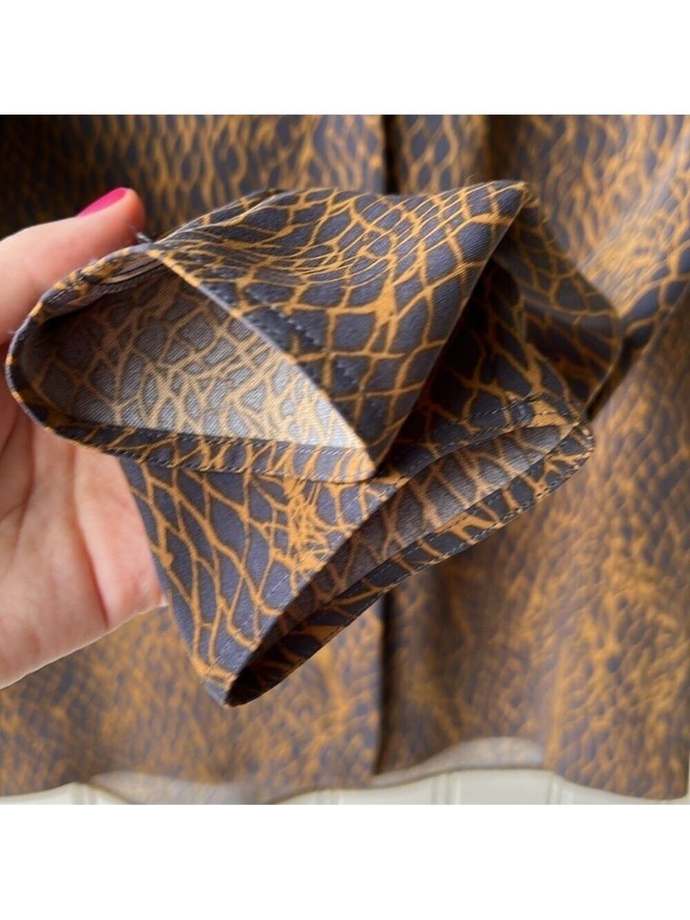 BABATON Navy & Gold Power Blouse Size XS - Picture 5 of 8